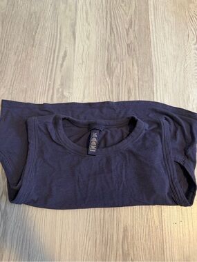 Skims crop top